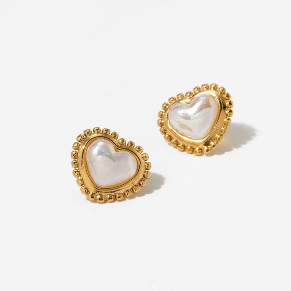 Temperament Entry Lux New 316 Stainless Steel Love Heart Stud Earrings - Image 5