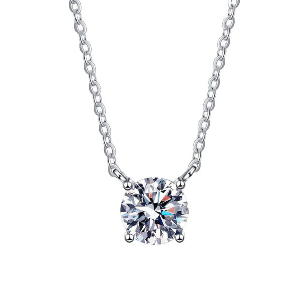 Light Luxury Four-claw S925 Sterling Silver Moissanite 1 Karat Necklace For Women - Image 10