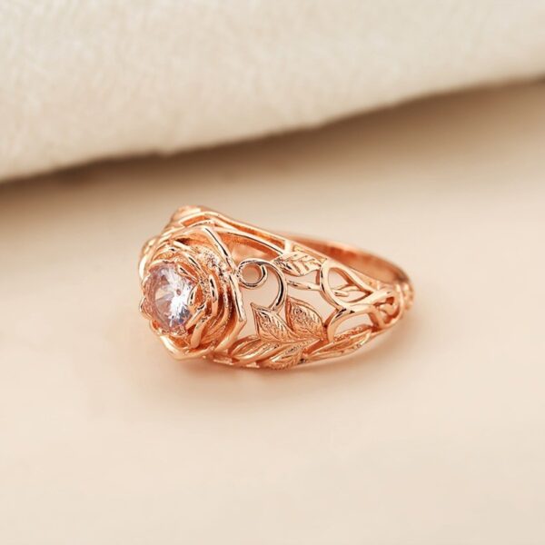Fashion White Zircon Flower Ring - Image 3