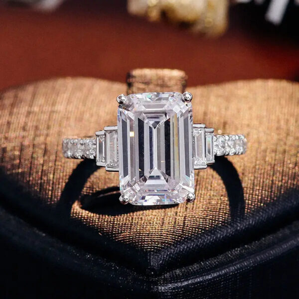 Simple Personality Square Inlaid Zircon Ring Women - Image 3