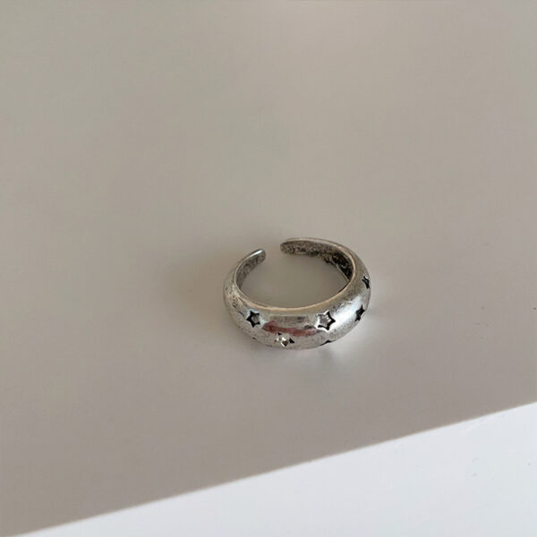 Distressed Retro Pentagram Ring - Image 8