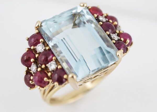 Sanjie Sea Blue Moissanite Ring - Image 4