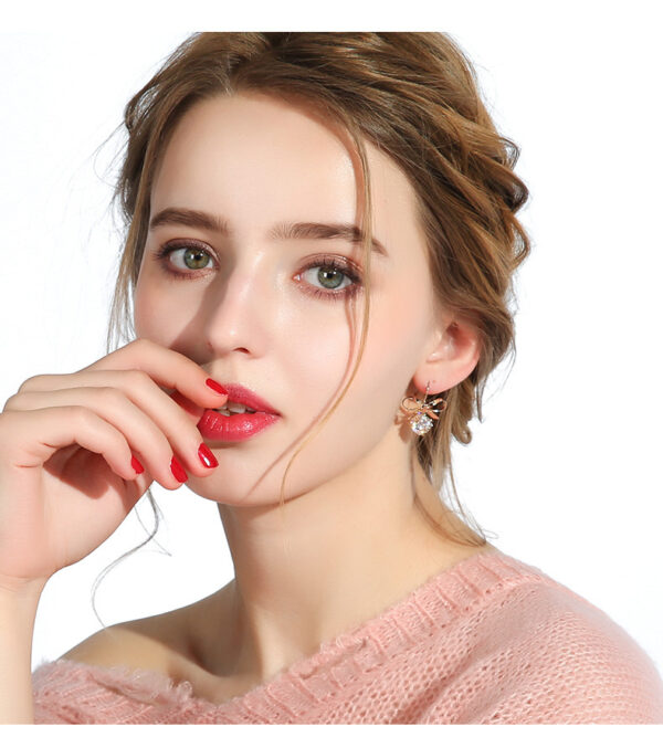 Korean Earrings Female Graceful Bow Short Earrings - Image 3