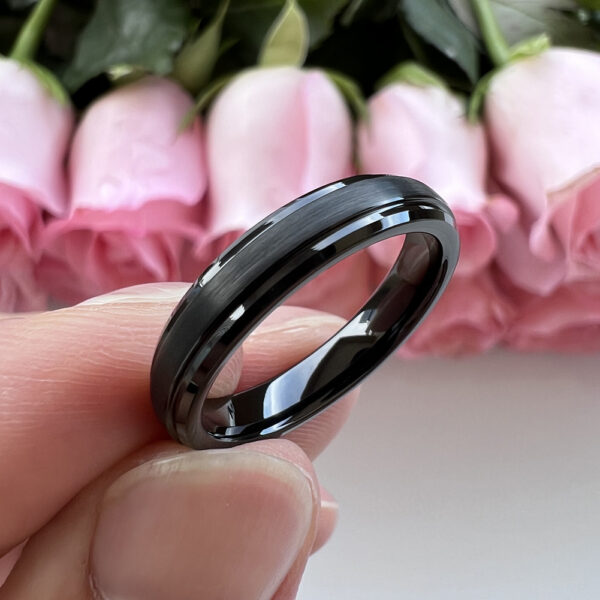 Tungsten Steel Black Plated Chamfered Step Sand Ring - Image 4