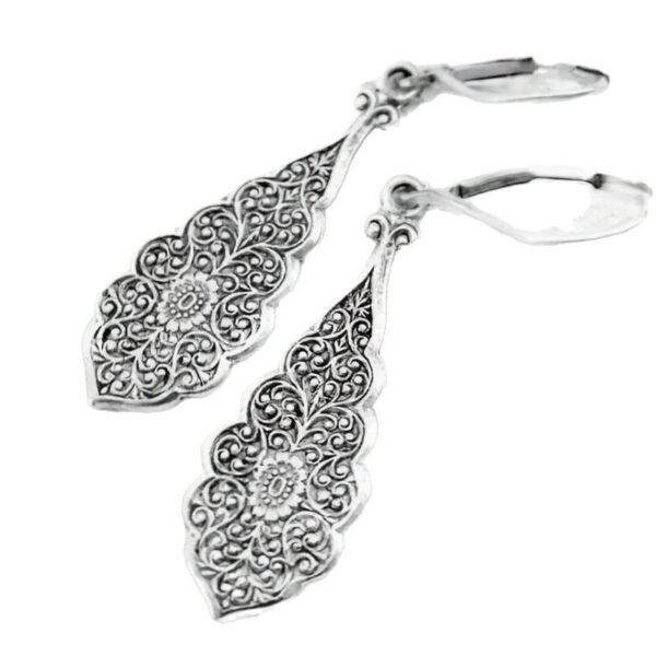 Ice Flowers Embossed Pattern Pendant Classic Matching Earrings - Image 5