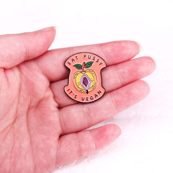 Vegetarian Humor Badge Brooch - Image 3