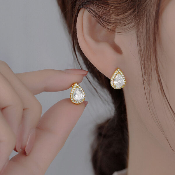 French Style Small Water Drop Ear Studs Simple Micro-inlaid Personality - Image 3