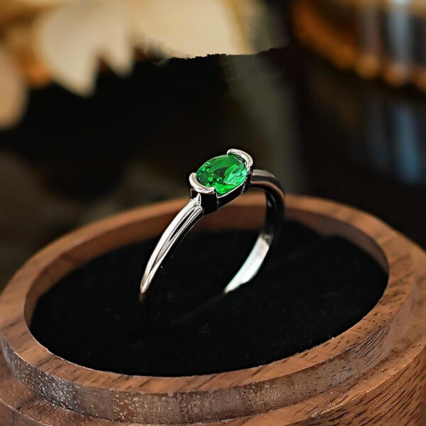 Minimalist Style Simple Bracelet Light Arm Artificial Cultivation Emerald Ring High Carbon Rhinestone Ring - Image 4