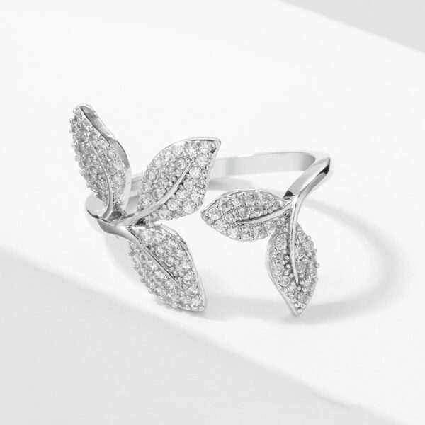 Refined Rhinestone Design Fashion Leaf Ring For Women - Image 3