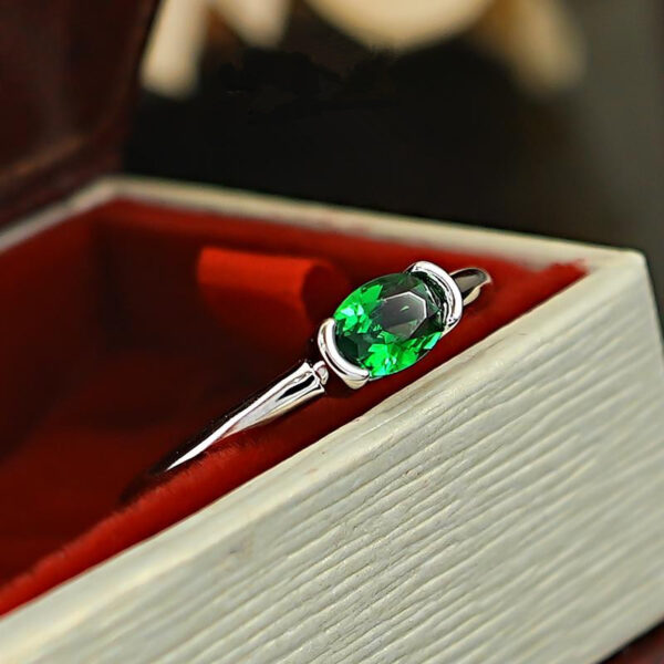 Minimalist Style Simple Bracelet Light Arm Artificial Cultivation Emerald Ring High Carbon Rhinestone Ring - Image 2