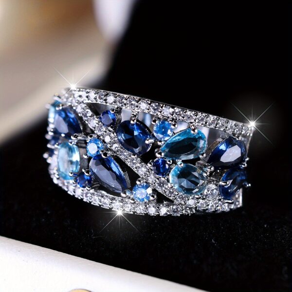 Round Hollow Advanced Texture Ring
