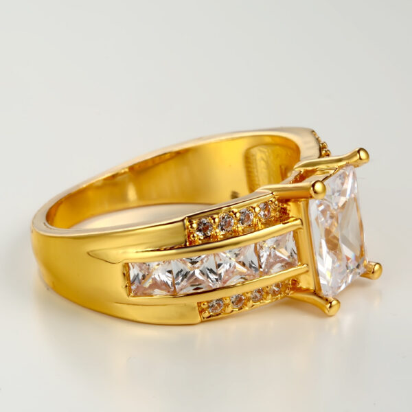 Women's Simple Copper Inlaid Zircon Ring - Image 3