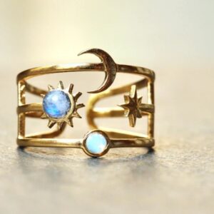 Retro Embedded Moonstone Ring Fashion Lady
