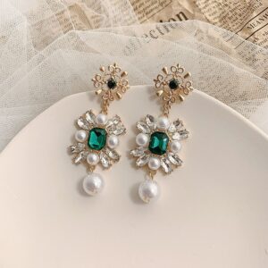 Light Luxury Lady Personalized Long Earrings