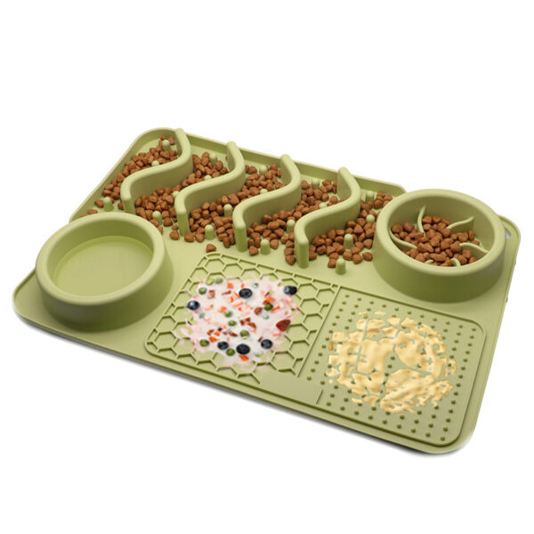 Dog Silicone Licking Pad Pet Licking Mat Silicone Smelling Mat Multifunctional Food Bowl Pets Supplies - Image 8