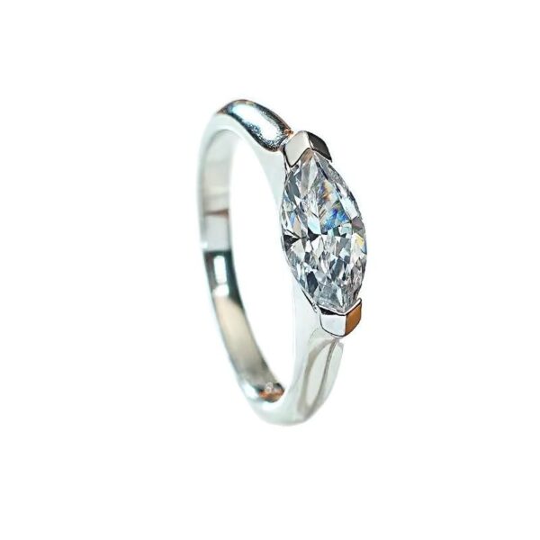 Design Couple New Simple Horse Eye Diamond Ring - Image 5