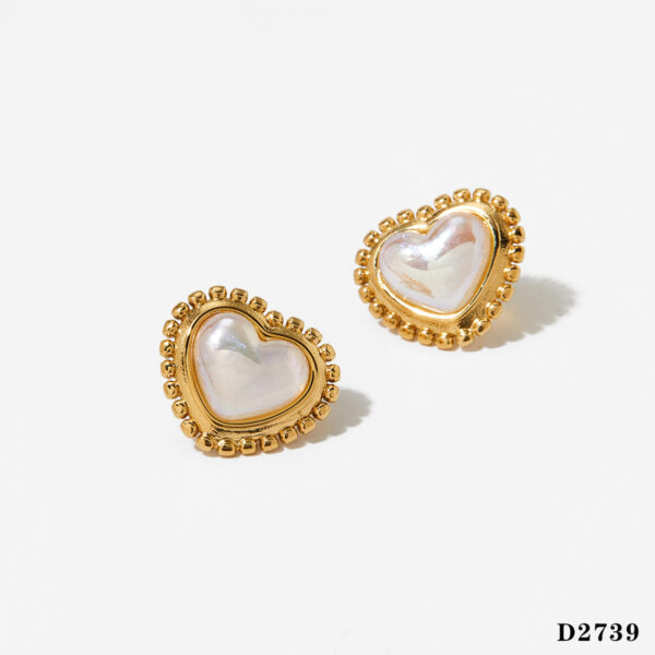 Temperament Entry Lux New 316 Stainless Steel Love Heart Stud Earrings - Image 6