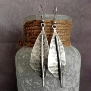 European And American Ornament Leaf Pendant Earrings